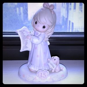 PERFECT Precious Moments Age 15 blonde girl